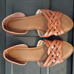 Universal Thread Sandals, Size 9.5